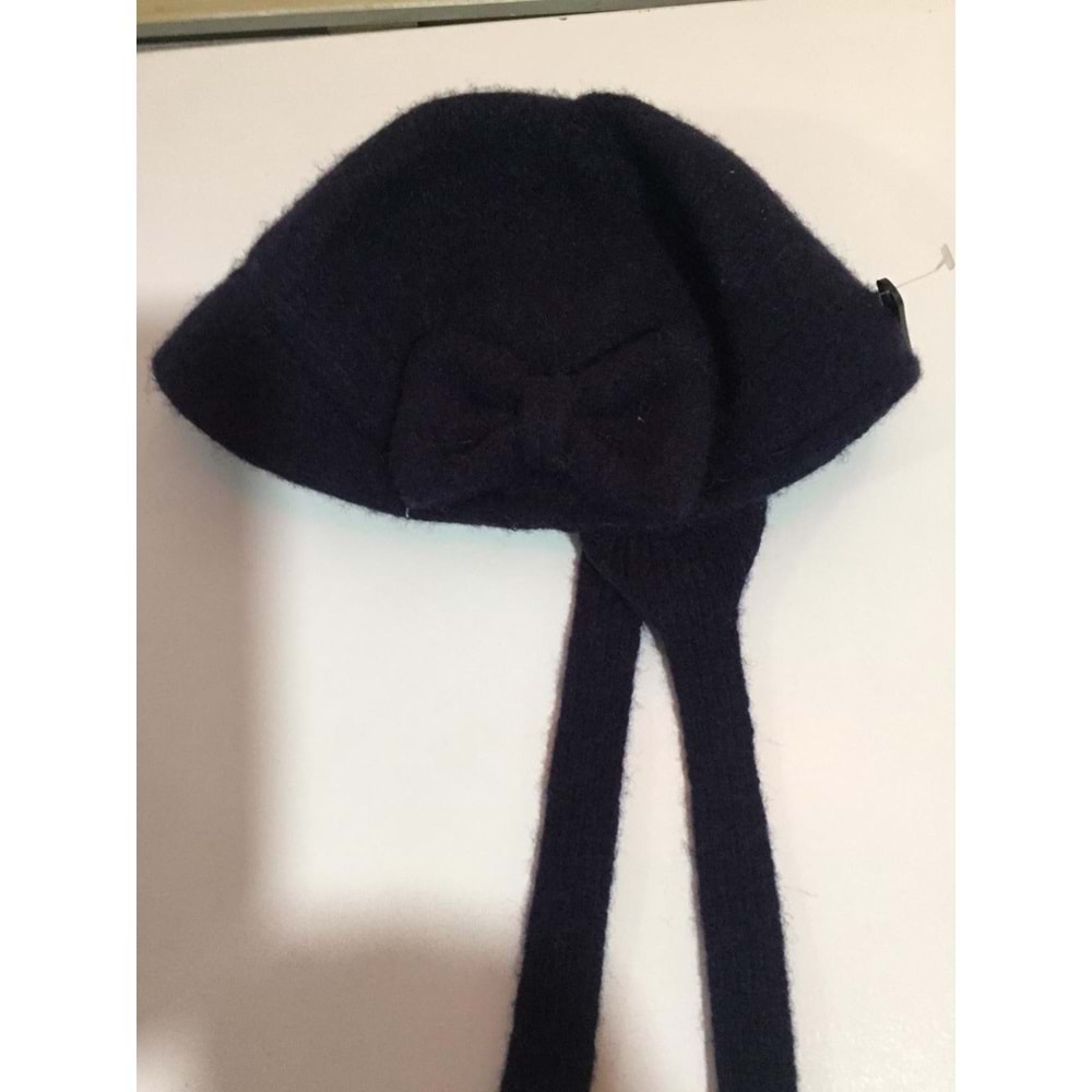 Yünlü kışlık bere