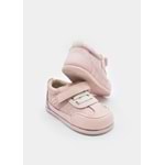 PEMBE