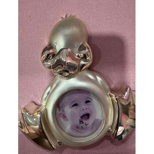 BEBEK RESİM ÇERÇEVESİ